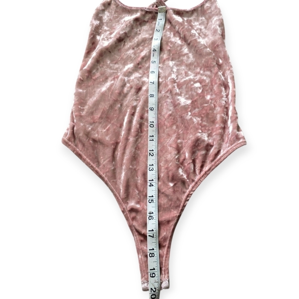 🔥5 FOR $25🔥Full Tilt Crushed Velvet Bodysuit, Blush Pink, Size M - Picture 12 of 12